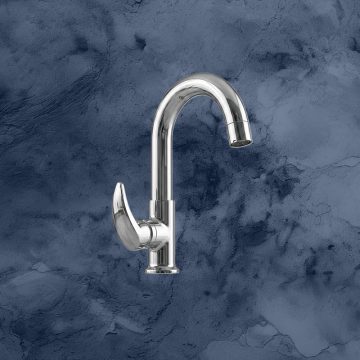 Swan Neck Pillar Tap